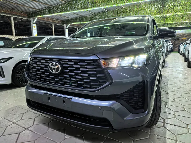 تويوتا اينوفا 2025